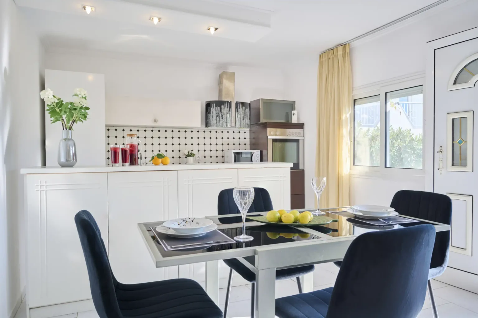 Family Apartment 2 Bedrooms Garden View (2)