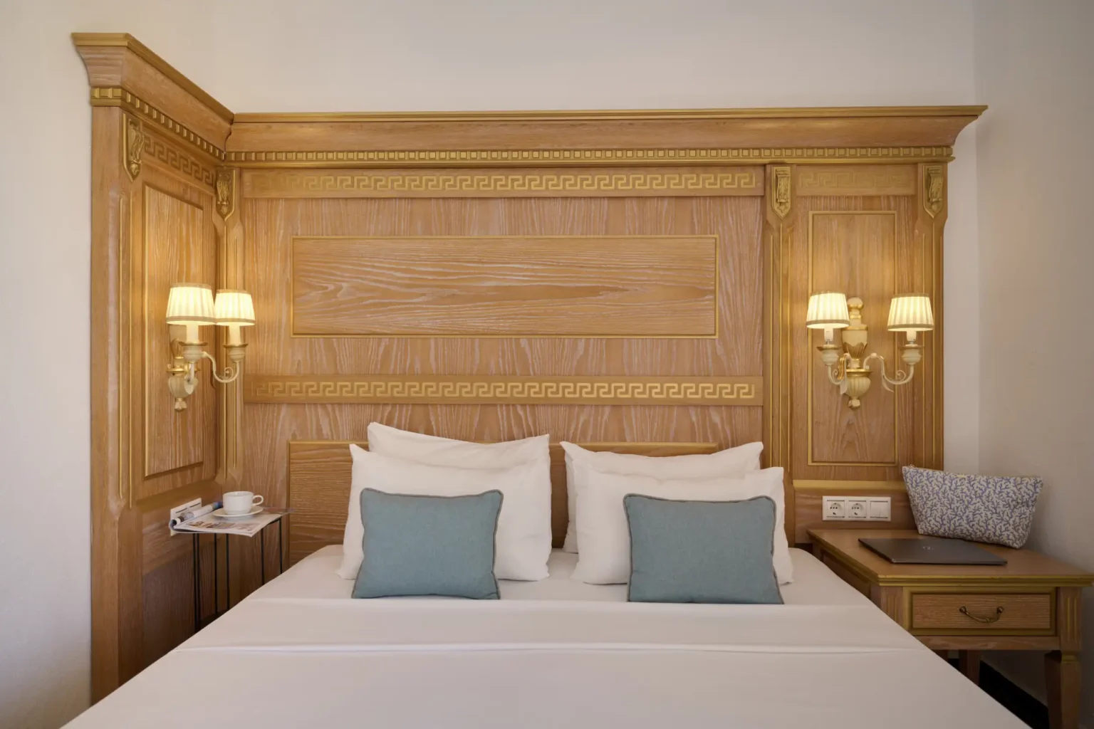 Family Room Side Sea View (6)