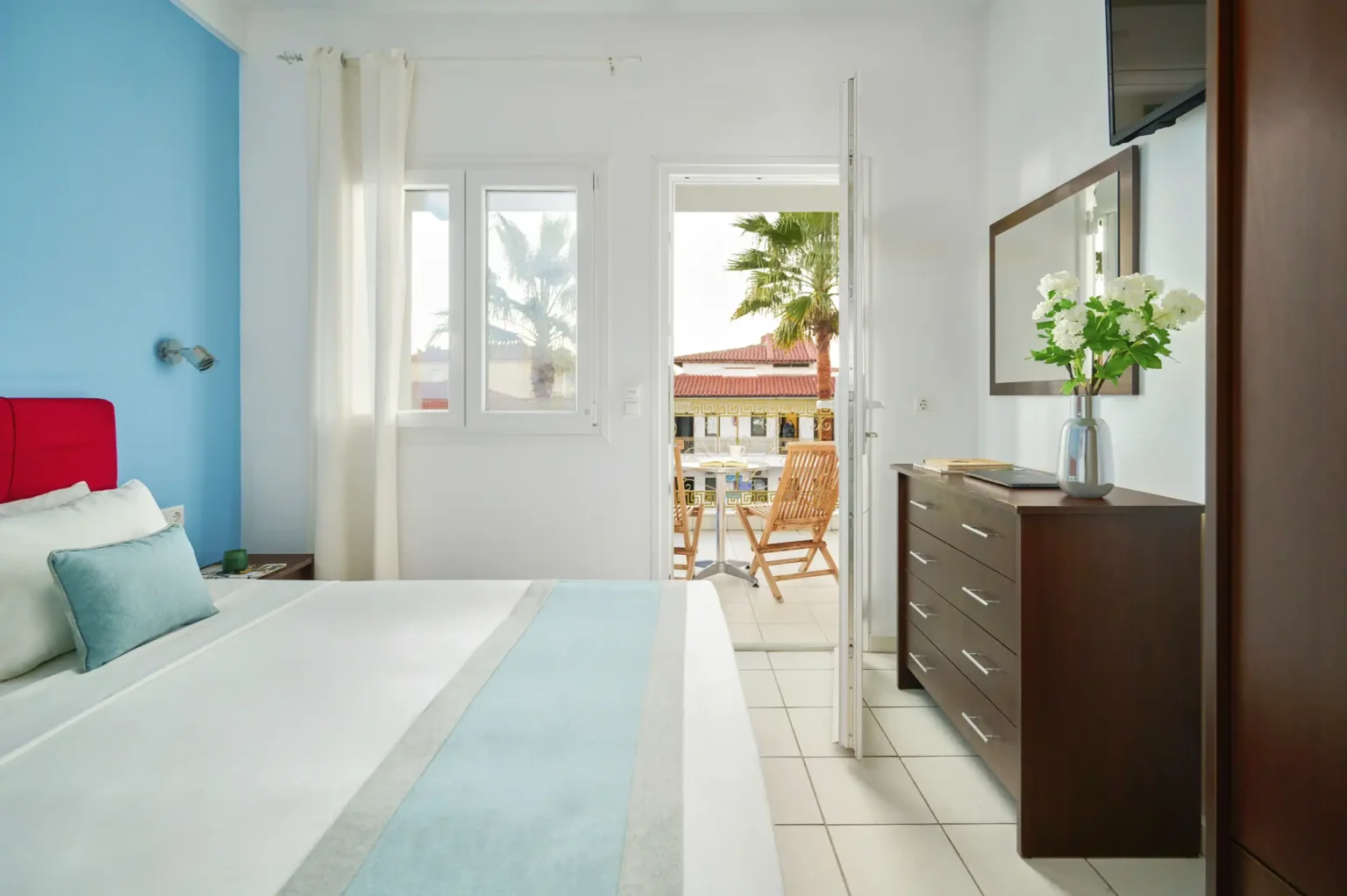 Standard Double Room Annex Garden View (2)